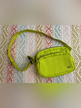 Lug Double Back Belt Bag